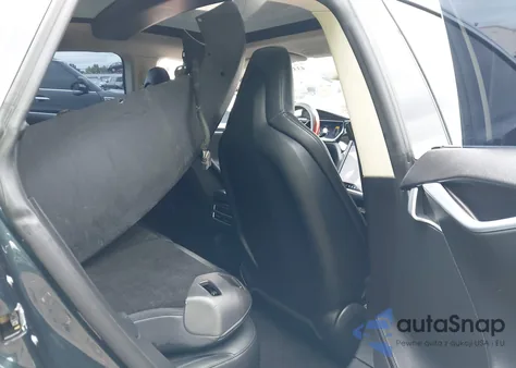 2014 Tesla Model S P85 z USA, uszkodzony, nr VIN 5YJSA1H1XEFP37336